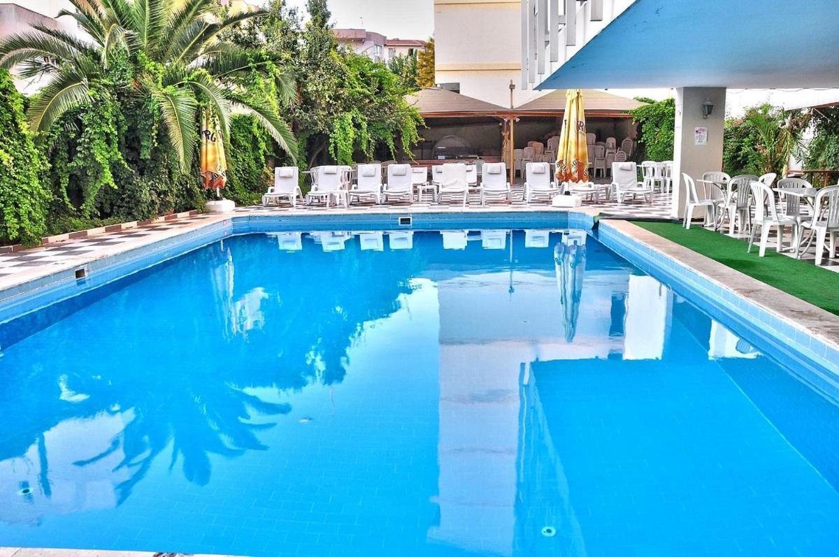 Roxx Royal Hotel Кушадаси Екстер'єр фото